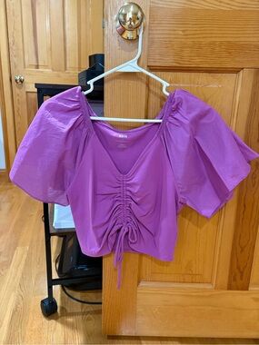 Anthropologie Lavender Drawstring V-Neck Puff Sleeve Crop Top